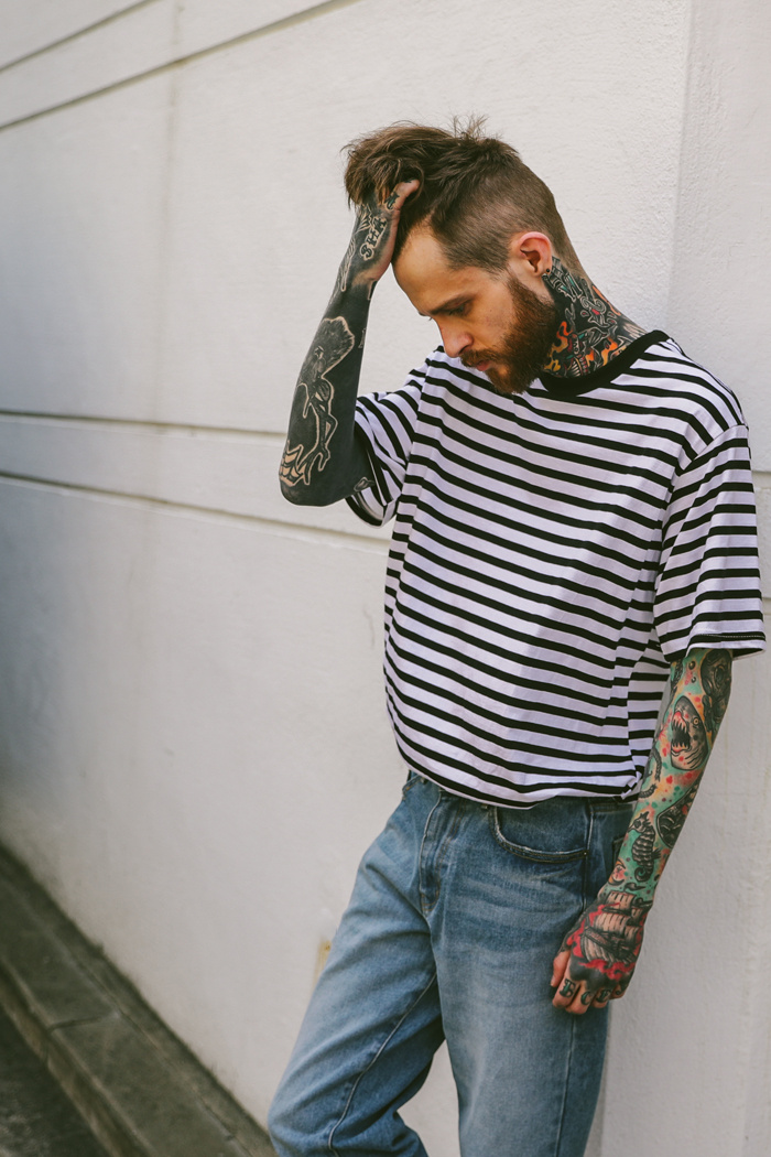 테이크이지(TAKEASY) LAYERED OVERFIT TEE (STRIPE)
