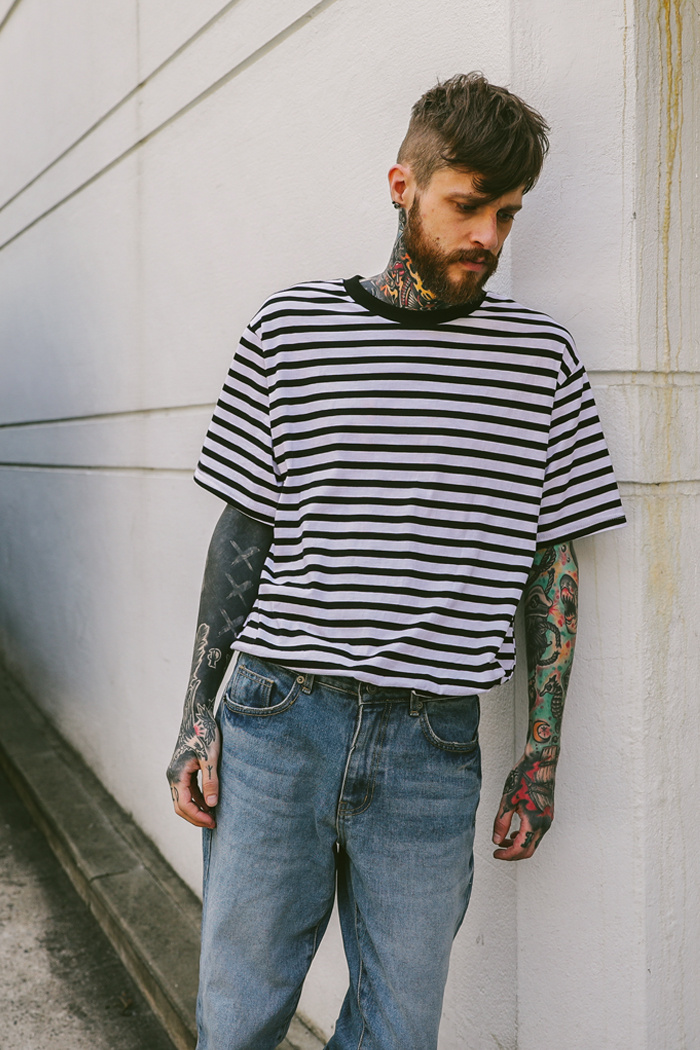테이크이지(TAKEASY) LAYERED OVERFIT TEE (STRIPE)