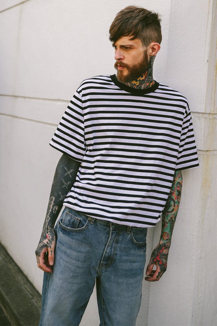 테이크이지(TAKEASY) LAYERED OVERFIT TEE (STRIPE)