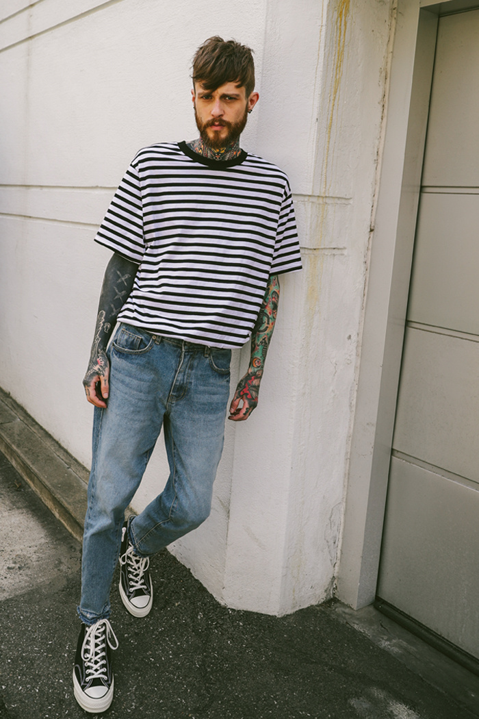 테이크이지(TAKEASY) LAYERED OVERFIT TEE (STRIPE)