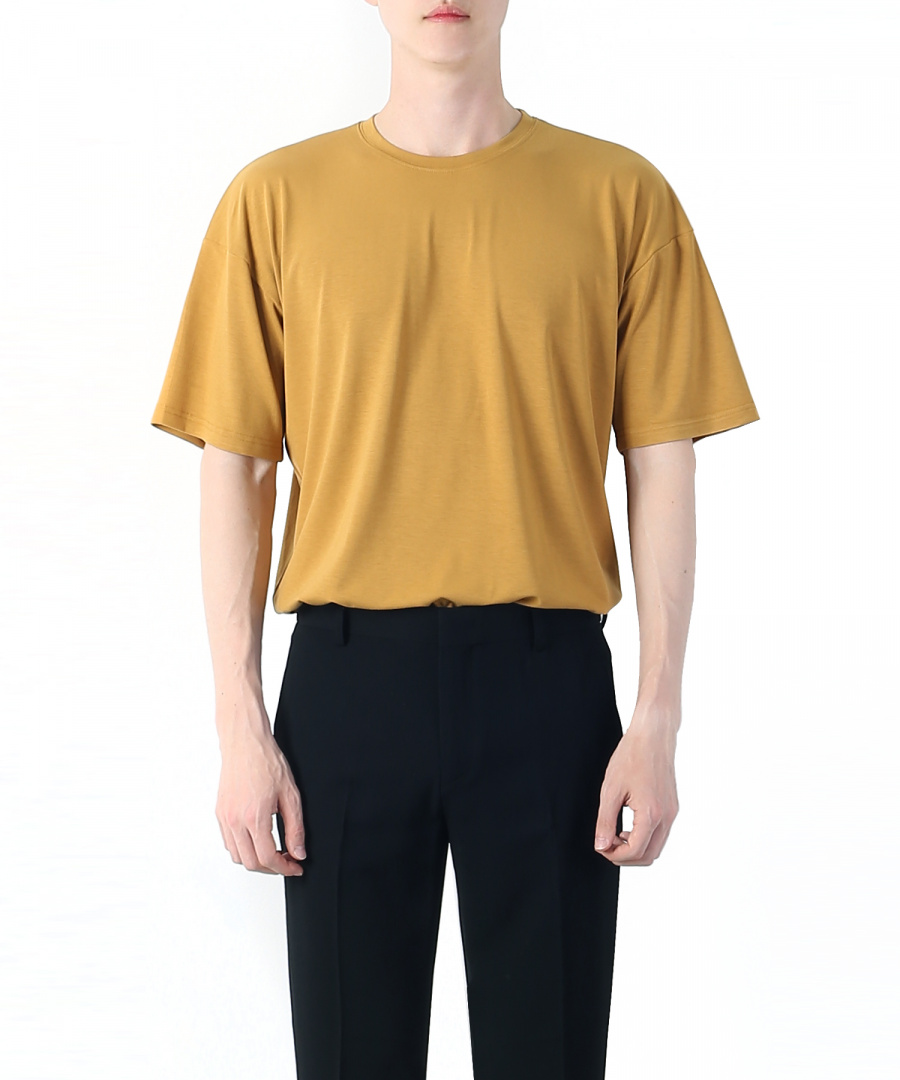 글로즈스튜디오(GLOTHESSTUDIO) 에센셜 오버핏 티셔츠 머스타드