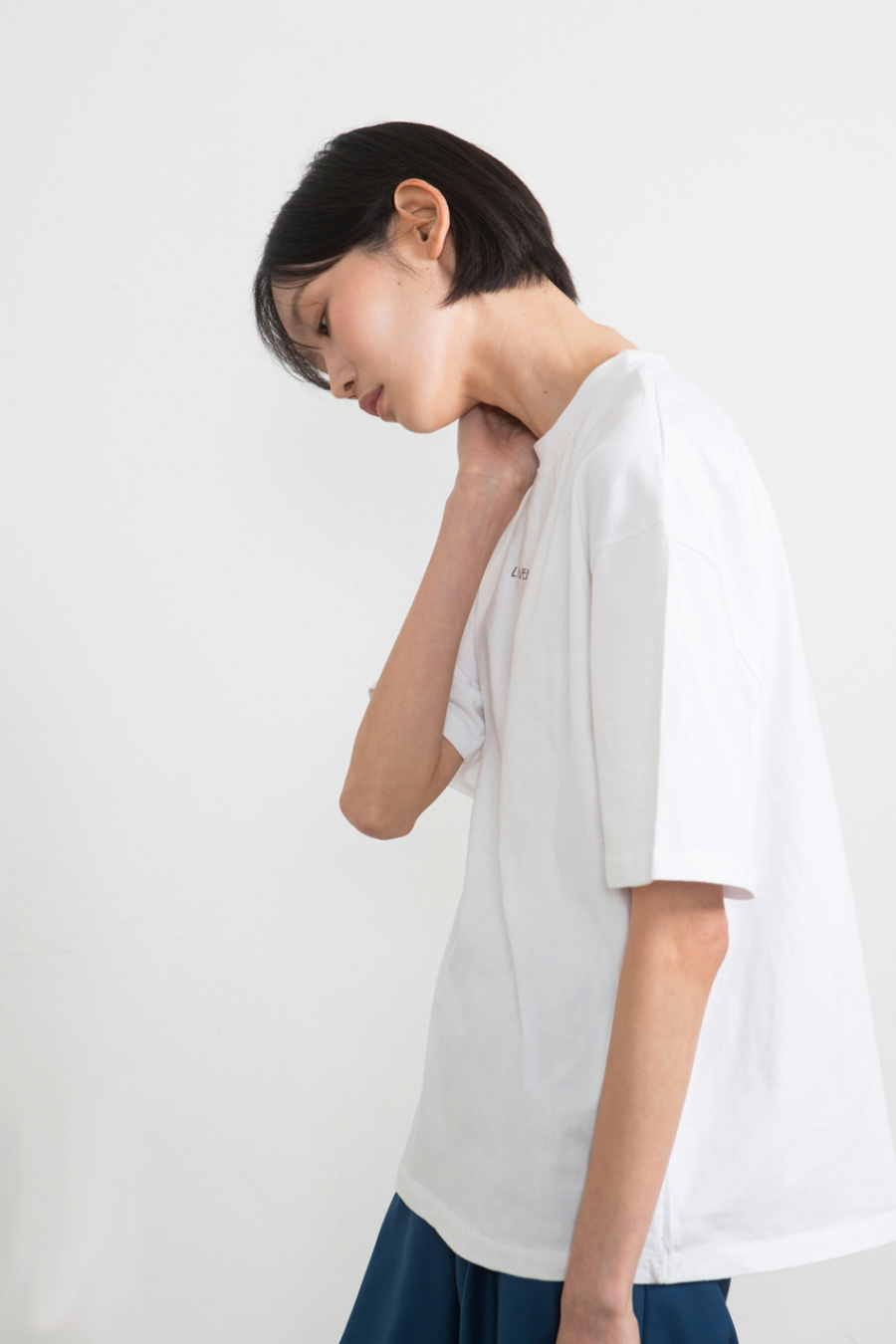 누(NOUS) L’Avenir T-Shirt (White)