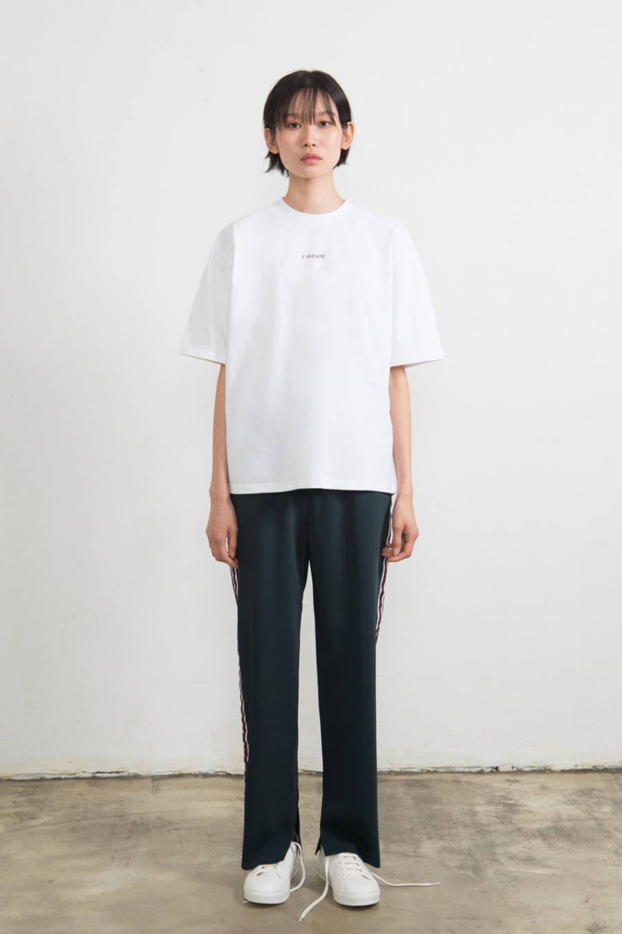누(NOUS) L’Avenir T-Shirt (White)