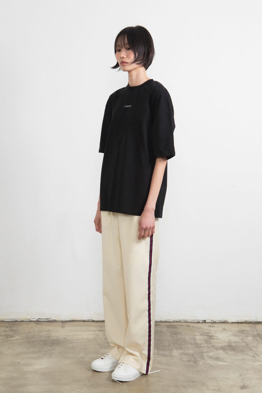 누(NOUS) L’Avenir T-Shirt (Black)