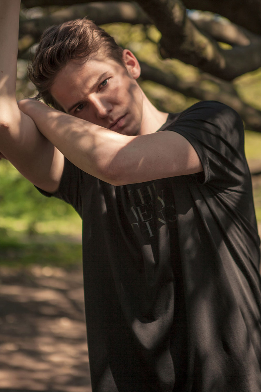 더 베리 띵(THE VERY THING) 심플 프린트 티셔츠(블랙)