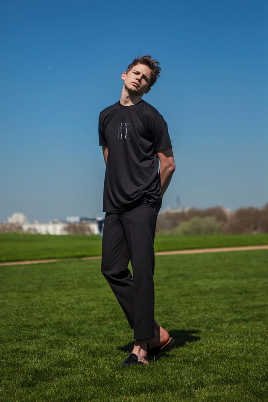 더 베리 띵(THE VERY THING) 심플 프린트 티셔츠(블랙)