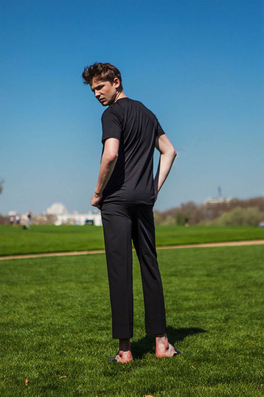 더 베리 띵(THE VERY THING) 심플 프린트 티셔츠(블랙)