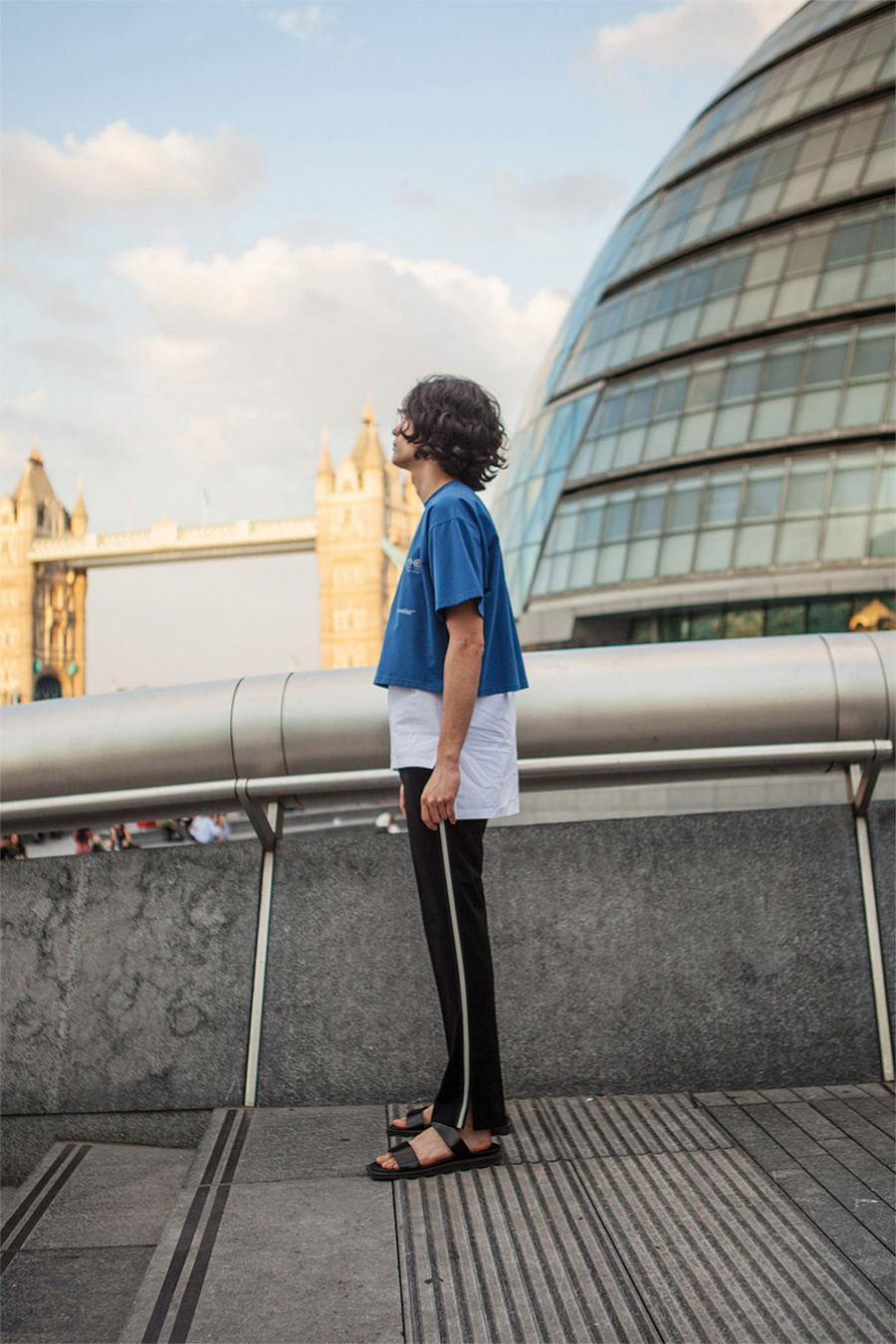 노블클로즈(NOVELCLOTHES) 레이어드 크롭 티셔츠(블루)