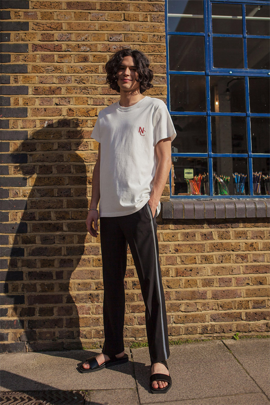 노블클로즈(NOVELCLOTHES) 로고 베이직 티셔츠(화이트)