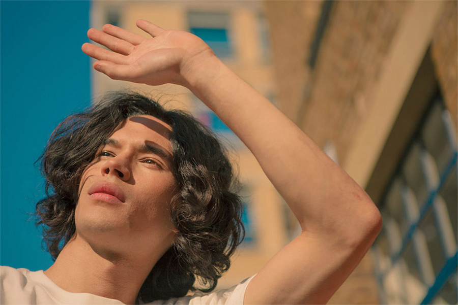 노블클로즈(NOVELCLOTHES) 로고 베이직 티셔츠(화이트)