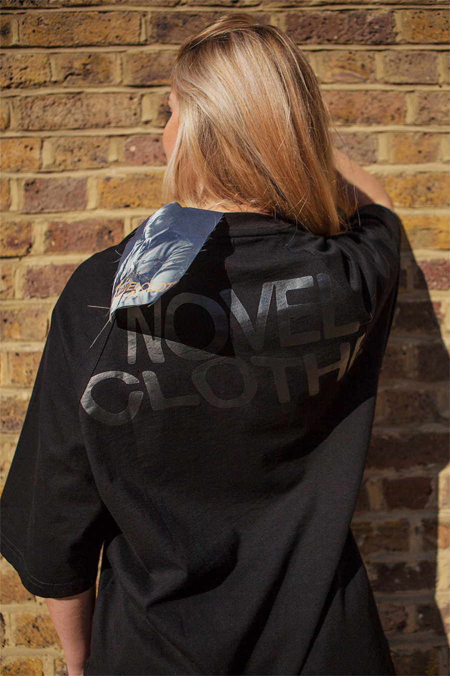 노블클로즈(NOVELCLOTHES) 생텍쥐페리 티셔츠(블랙)