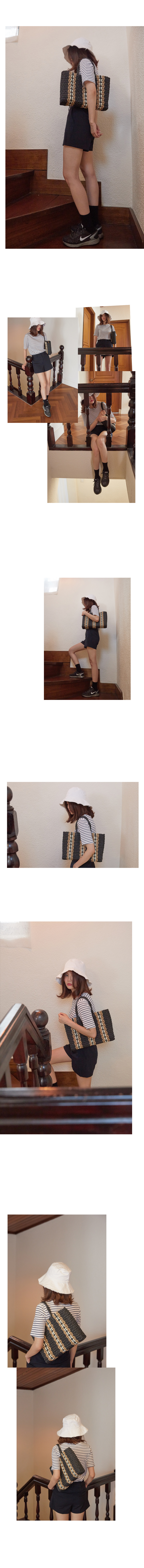 클라비스(CLOVIS) 골지 타이트 스트라이프 탑 ( 2 color ) CVHW83707S