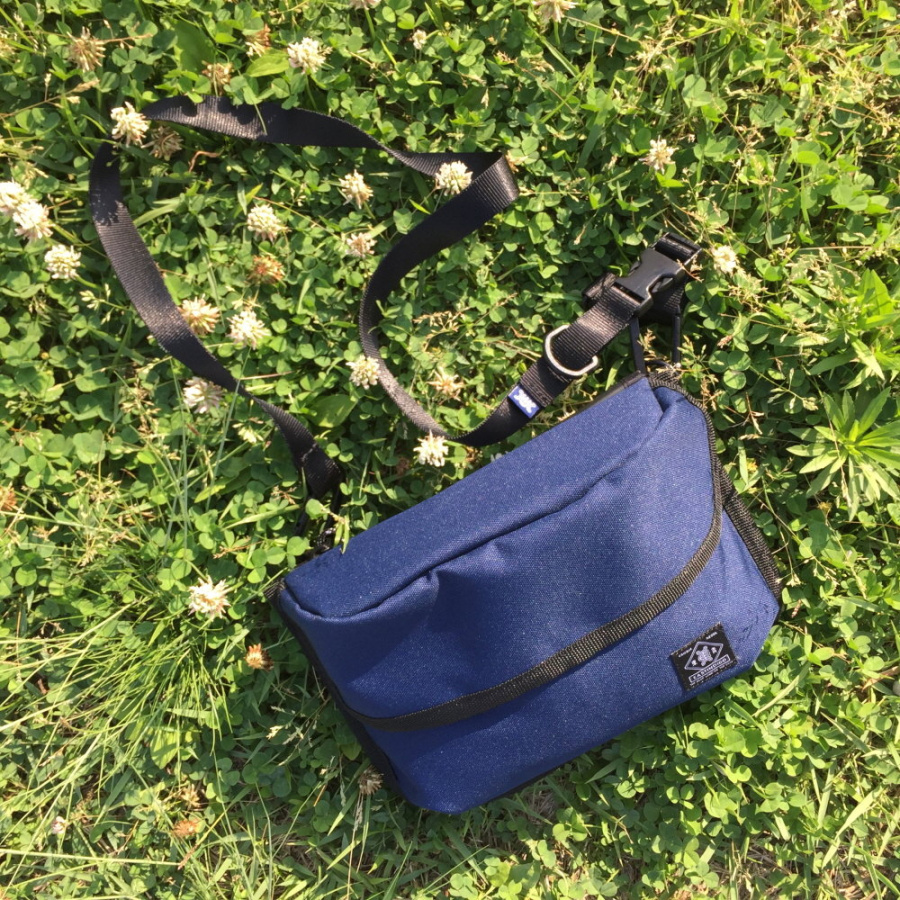 이스트인디고(EASTINDIGO) 볼륨 사코슈백 블랙