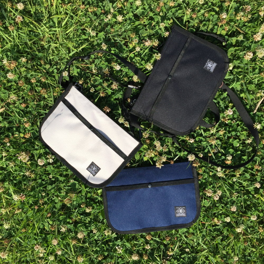 이스트인디고(EASTINDIGO) 볼륨 사코슈백 블랙