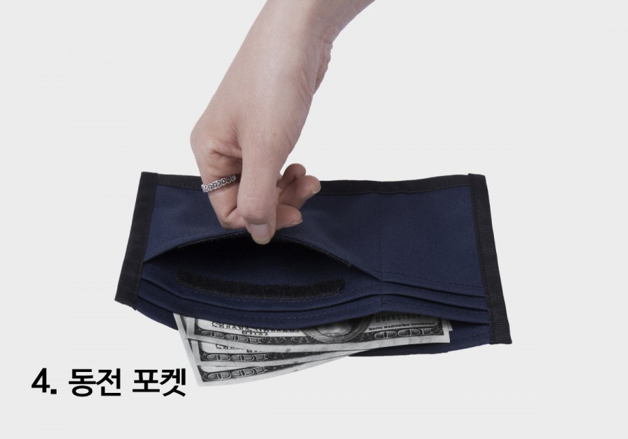 이스트인디고(EASTINDIGO) 볼륨 사코슈백 블랙