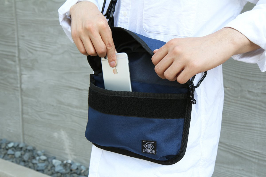 이스트인디고(EASTINDIGO) 볼륨 사코슈백 블랙