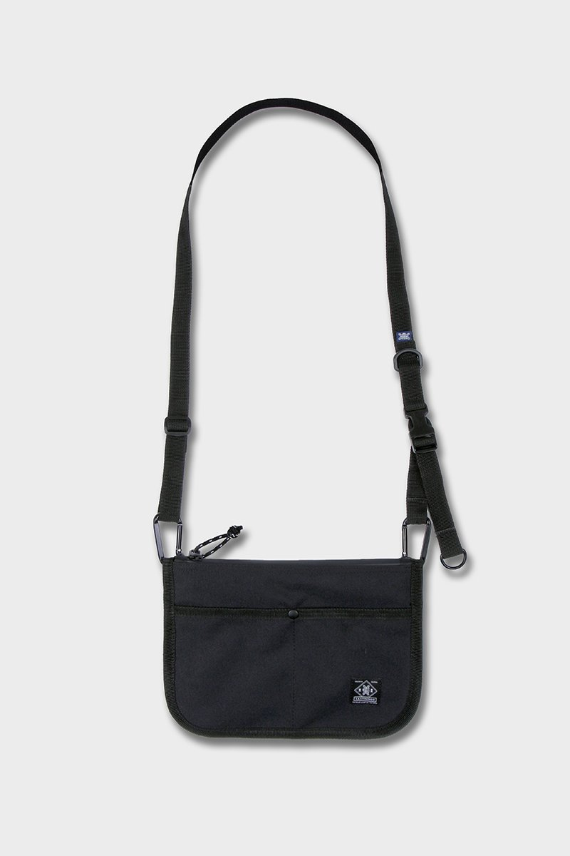 이스트인디고(EASTINDIGO) 플랫 사코슈백 네이비