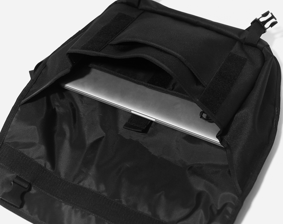커버낫(COVERNAT) CORDURA MESSENGER BAG BLACK