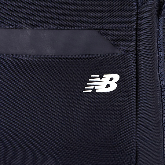 () 3D SQUARE BACKPACK