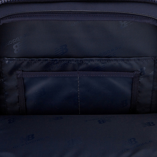 () 3D SQUARE BACKPACK