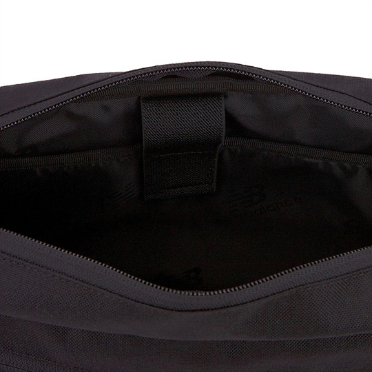 () SOLID SQUARE SLING BAG