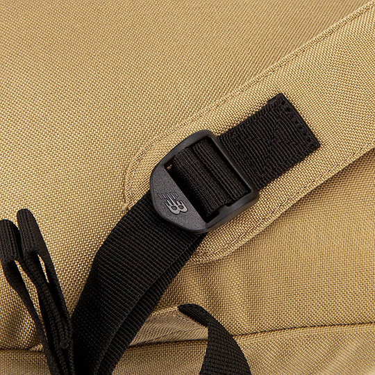 () SOLID SQUARE SLING BAG