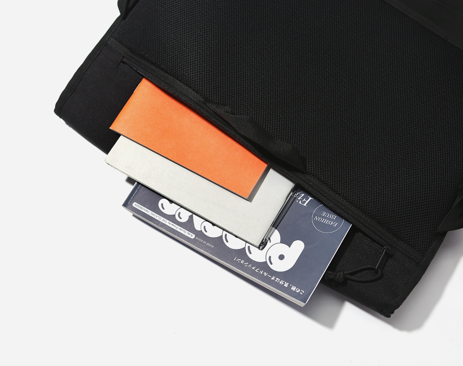 커버낫(COVERNAT) CORDURA MESSENGER BAG BLACK