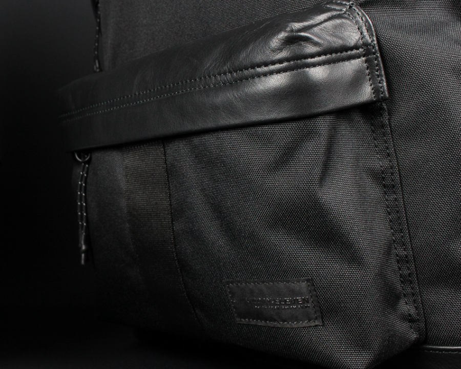 세러데이일레븐(SATURDAY ELEVEN) 리프라퍼 백팩 블랙
