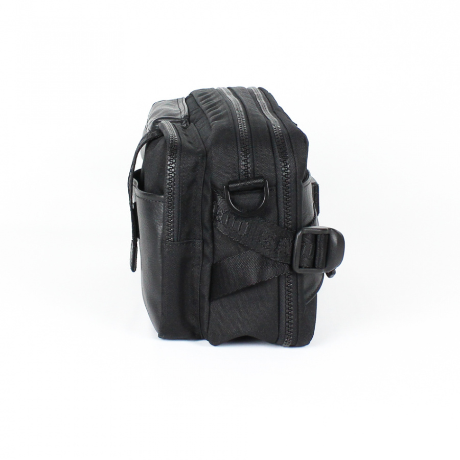 세러데이일레븐(SATURDAY ELEVEN) 리엑스크로스 슬링백 블랙