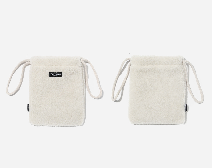 커버낫(COVERNAT) AUTHENTIC LOGO BOA POUCH IVORY