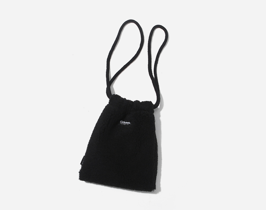 커버낫(COVERNAT) AUTHENTIC LOGO BOA POUCH BLACK