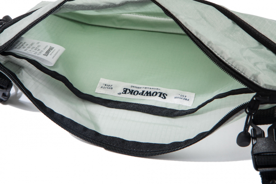 슬로우포크(SLOWPOKE) Mini Cross Bag -light grey-