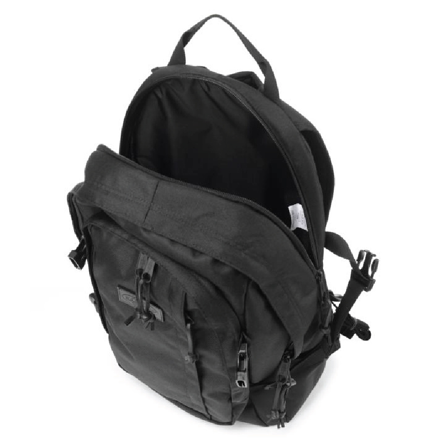 이스트팩(EASTPAK) [CORE SERIES] 에반즈 (EHCBA12 07I)