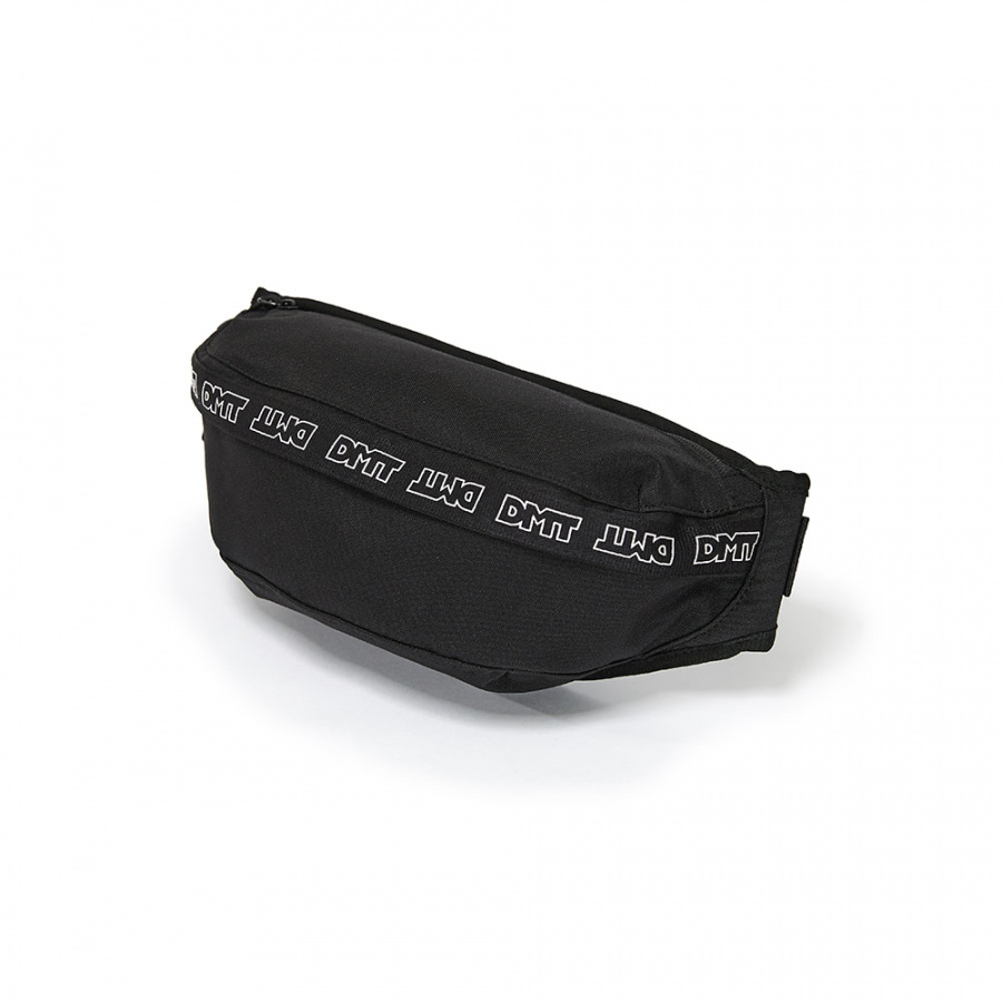 디엠티_피에스티브이엠(DMT_PSTVM) LOGO TAPE WAIST BAG BLACK