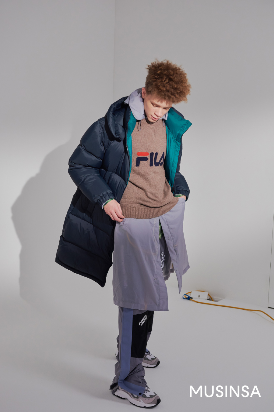 휠라(FILA) 리버시블 롱다운 점퍼 (FE2DJA6103XINA)