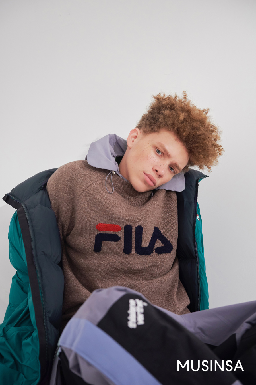 휠라(FILA) 리버시블 롱다운 점퍼 (FE2DJA6103XINA)