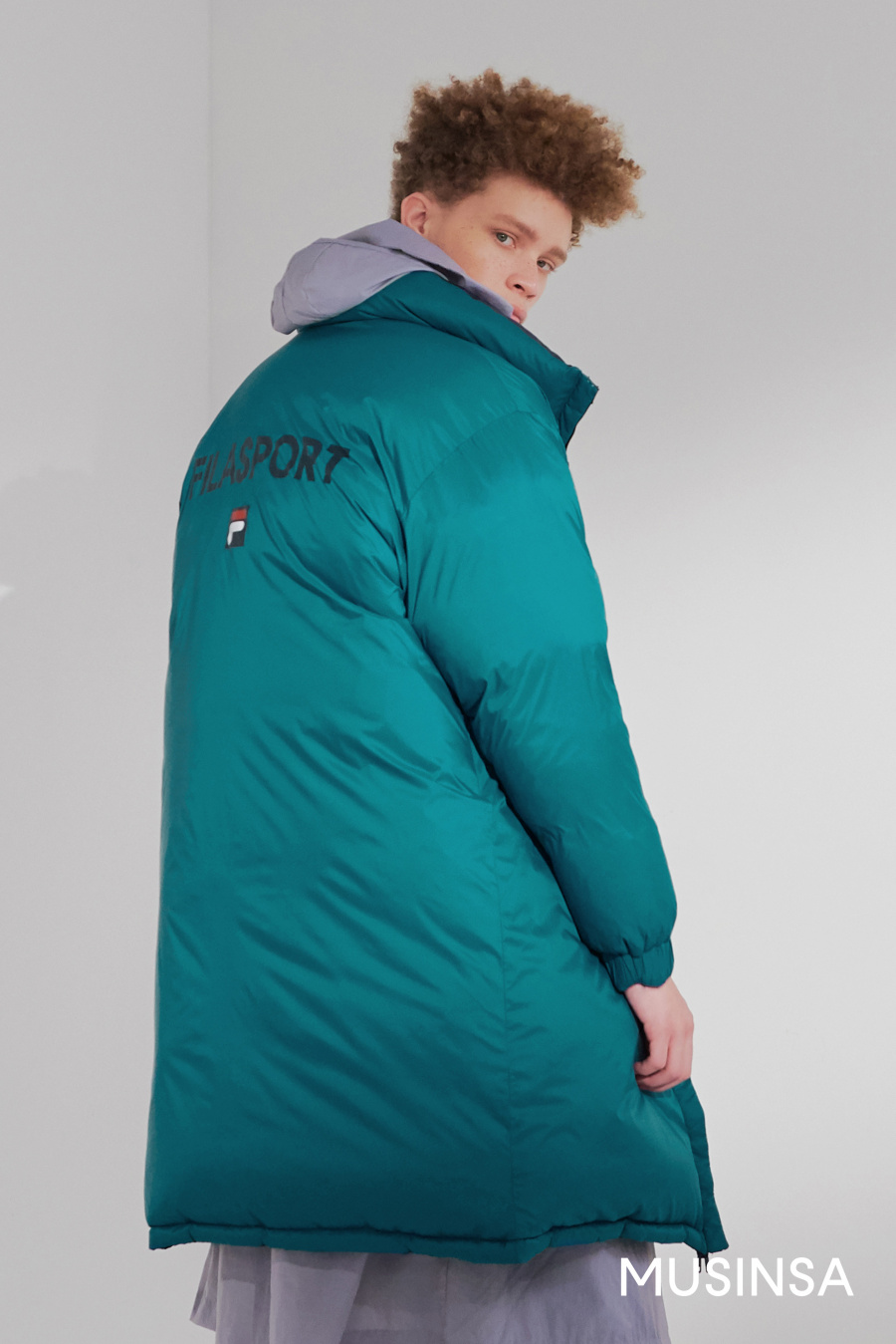 휠라(FILA) 리버시블 롱다운 점퍼 (FE2DJA6103XINA)