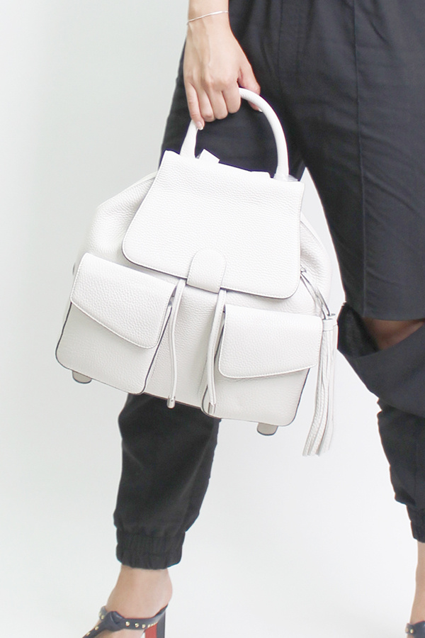 피에스메리제인(PSMARYJANE) 태슬백팩 아이보리