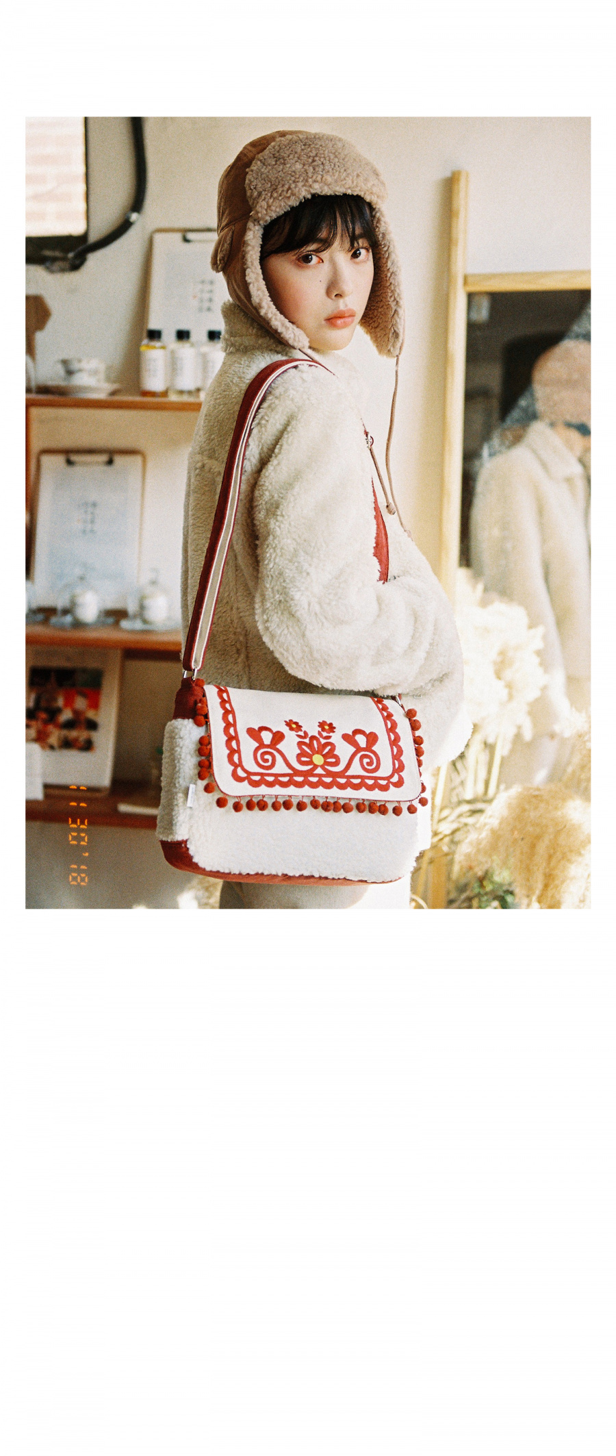 더블쿼츠(DOUBLE QUOTES) 시칠리 부클 백 (와인)