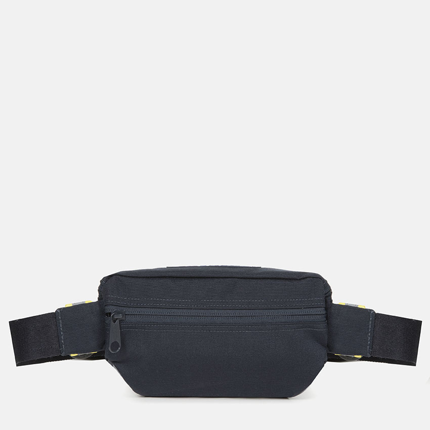 이스트팩(EASTPAK) [WHITE MOUNTAINEERING] WM SP.R.INGER (EJABW07 45X)