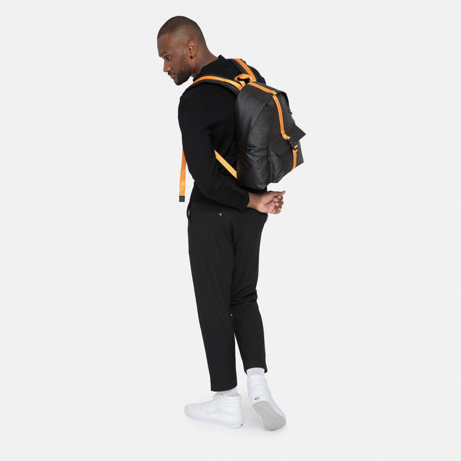 이스트팩(EASTPAK) [WEBBED LAB] 패디드팩 (EJABA15 18W)