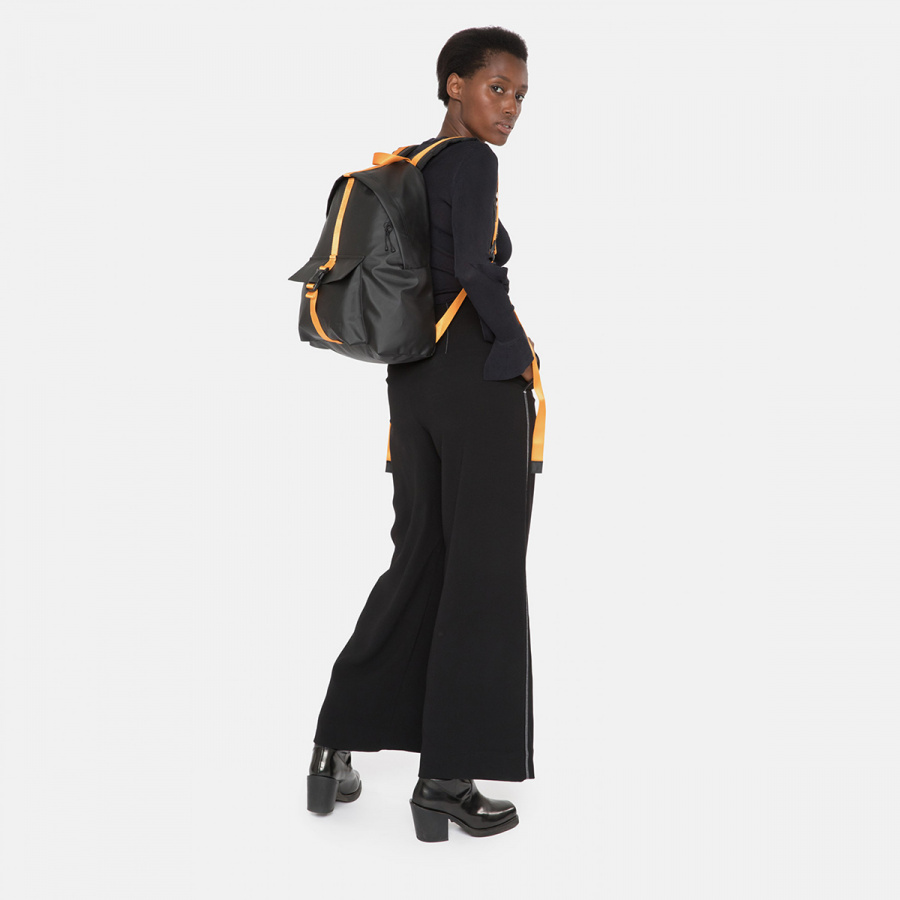이스트팩(EASTPAK) [WEBBED LAB] 패디드팩 (EJABA15 18W)
