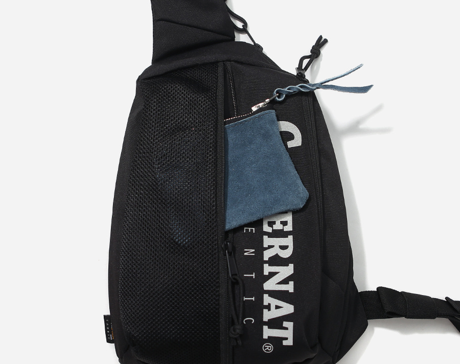 커버낫(COVERNAT) CORDURA AUTHENTIC LOGO SLING BAG BLACK