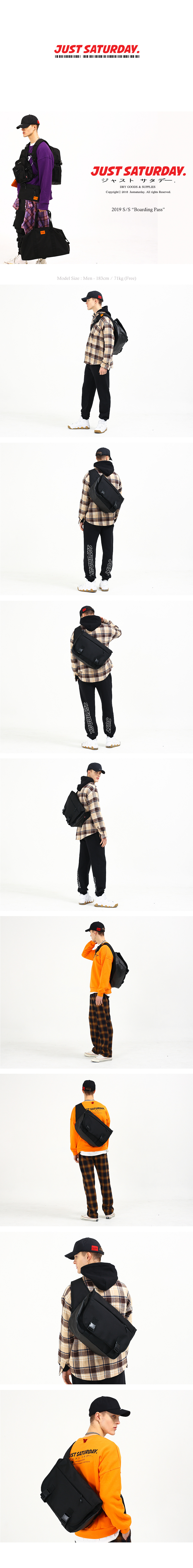 저스트세러데이(JUST SATURDAY) 오리지널 메신져백 블랙