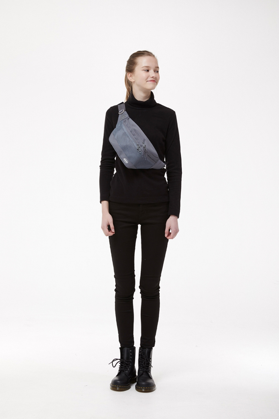 네이키드니스(NEIKIDNIS) WIDE VISION HIP SACK / CHARCOAL