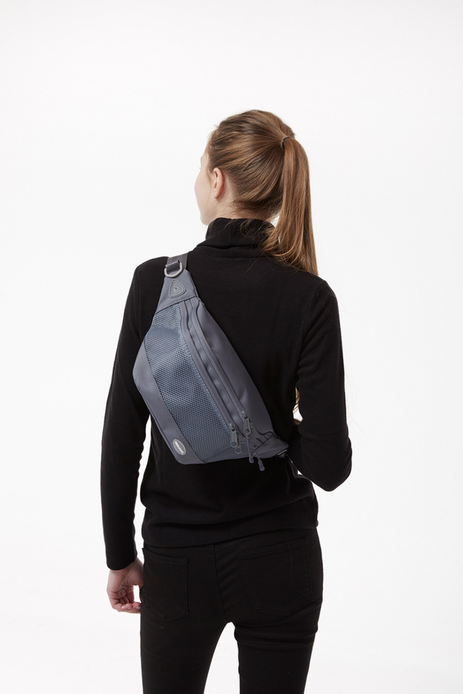 네이키드니스(NEIKIDNIS) WIDE VISION HIP SACK / CHARCOAL