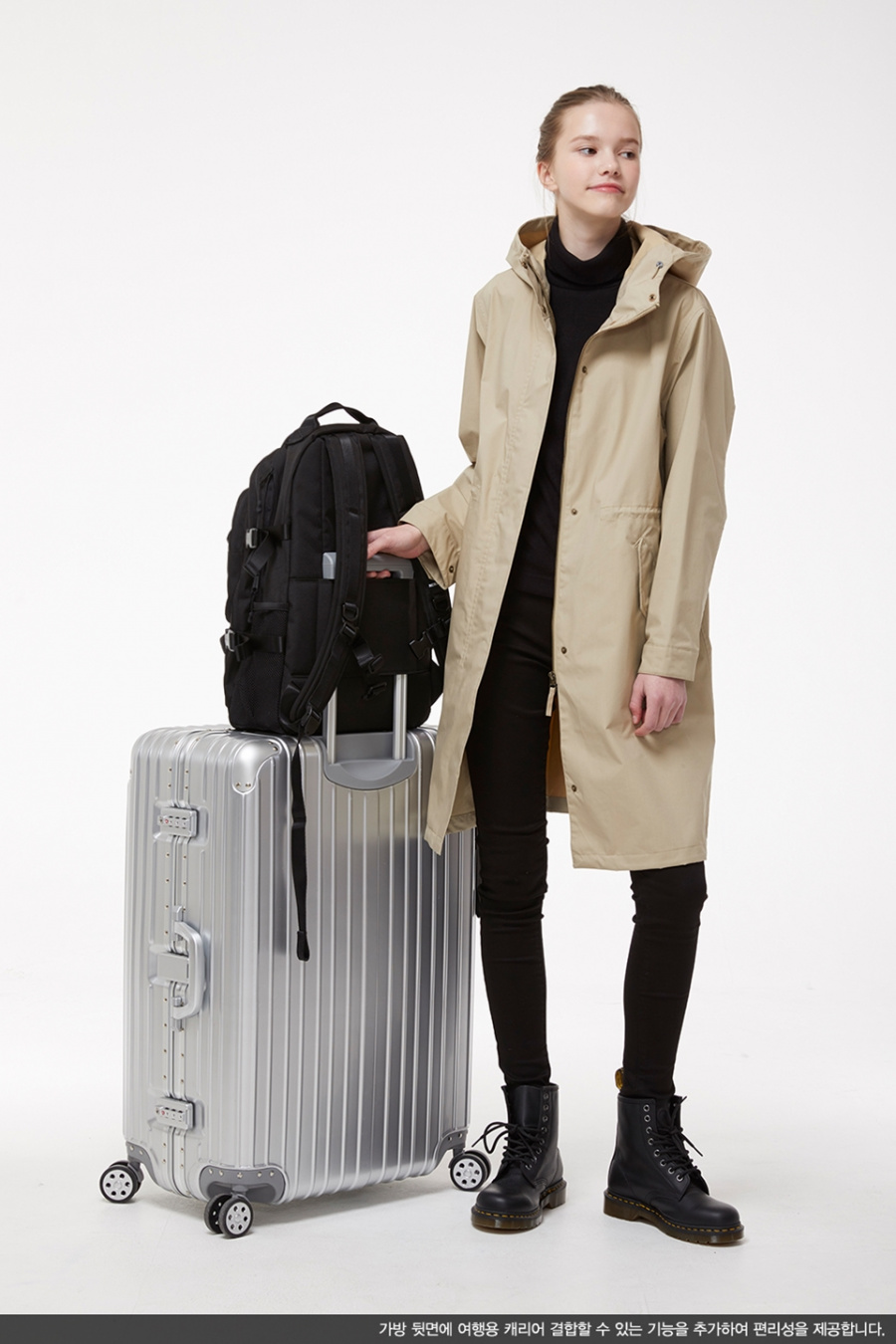 네이키드니스(NEIKIDNIS) COMPACT DAYPACK / BLACK