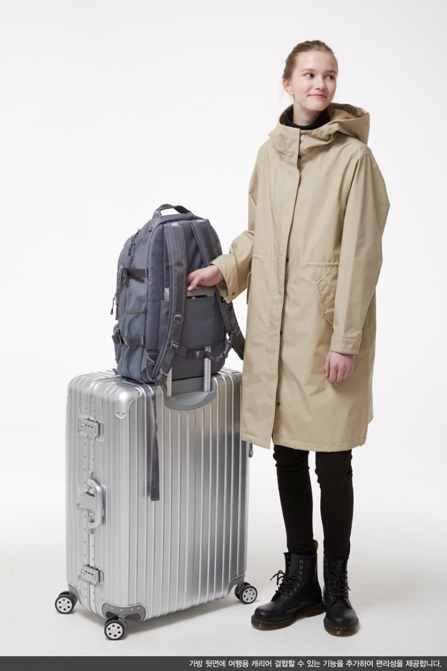 네이키드니스(NEIKIDNIS) COMPACT DAYPACK / CHARCOAL