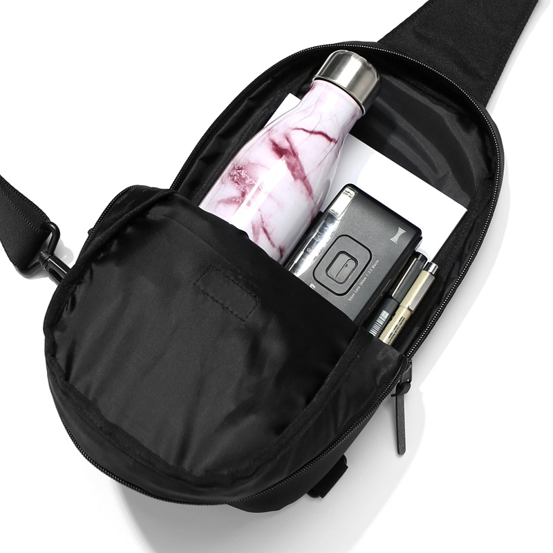 이벳필드(EBBETSFIELD) CORDURA VERTICAL SLING BAG BLACK