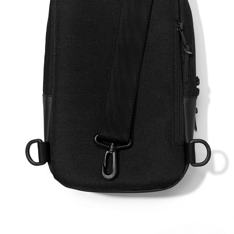 이벳필드(EBBETSFIELD) CORDURA VERTICAL SLING BAG BLACK